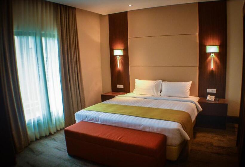 펜트하우스 룸, Monticello Tagaytay