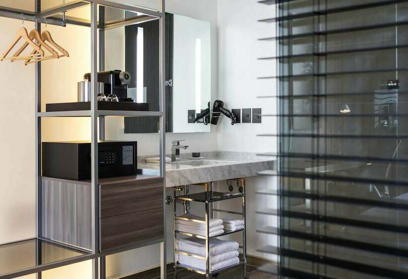 带2个双人床的标准工作室, Ac Hotel By Marriott Guadalajara Mexico