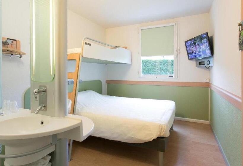 Номер Стандарт Трехместный, Ibis Budget Bordeaux Aeroport