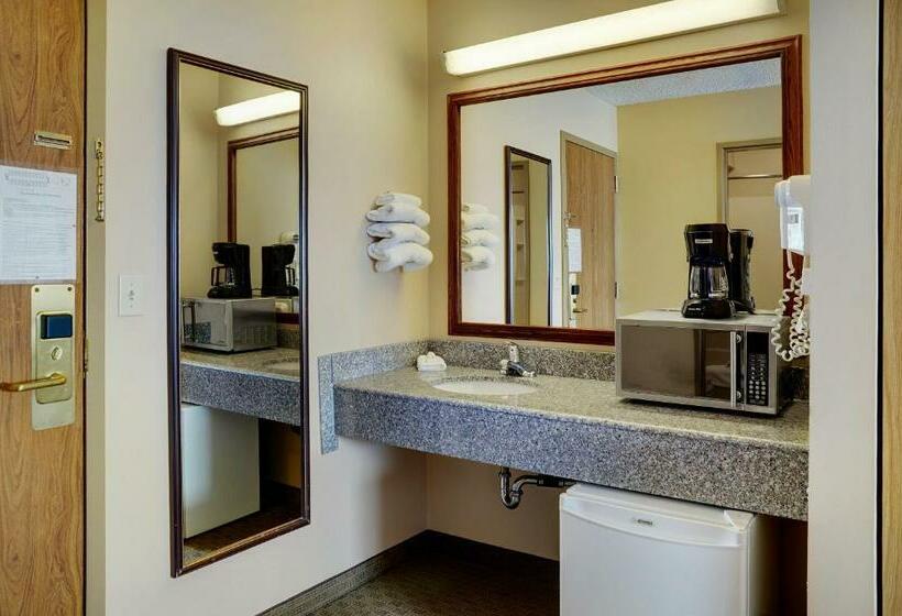 Номер Superior, Nova Inn Kindersley