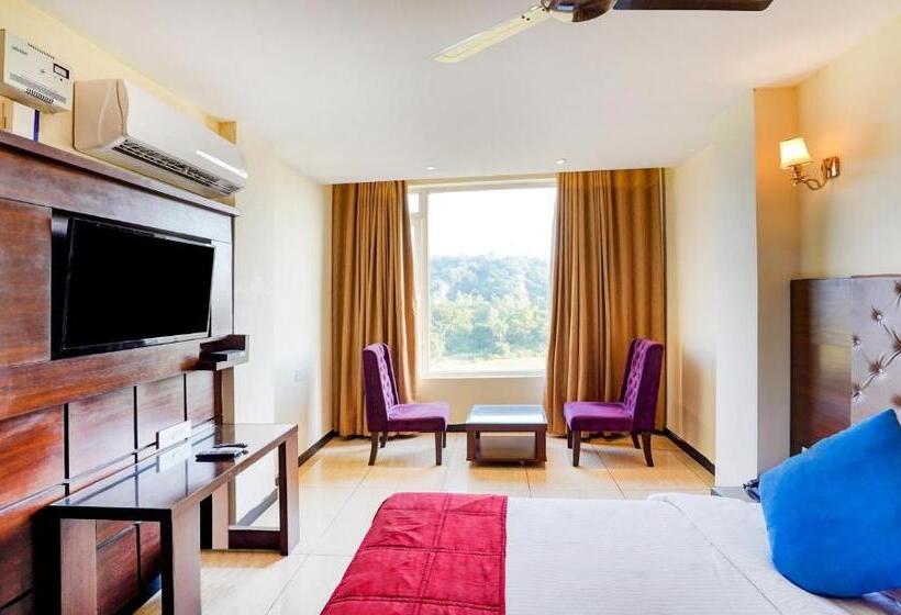 اتاق لوکس, Redwood Resort