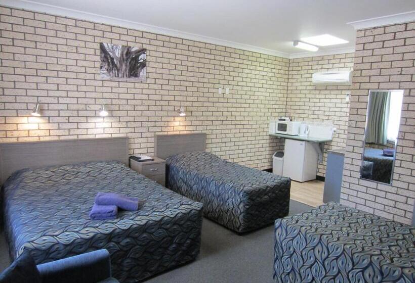 Семейный Номер, Cowra Crest Motel