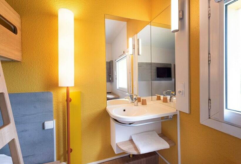 Номер Стандарт Трехместный, B&b Hotel Nîmes Caissargues