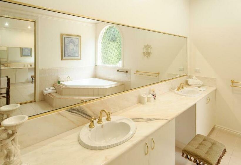 行政套房, Montfort Manor