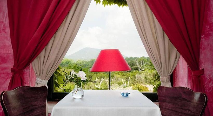 Люкс, L Isola Di Rosa   Relais & Hotel Di Charme