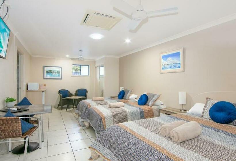 Семейный Номер, Yamba Twin Pines Motel