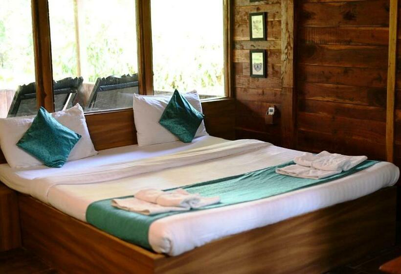 Номер Deluxe с Балконом, Tiger N Woods Resort