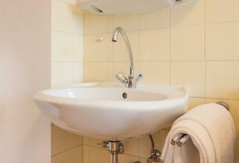 Номер Стандарт, 1, 2, Sleep Hostel Nürnberg Messe