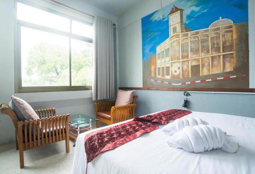 اتاق سوپریور, Beehive Phuket Oldtown Hostel