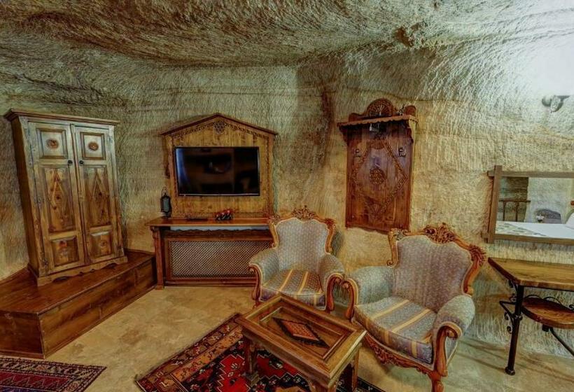 سوییت لوکس, Chelebi Cave Suites Plus 6 Years Old