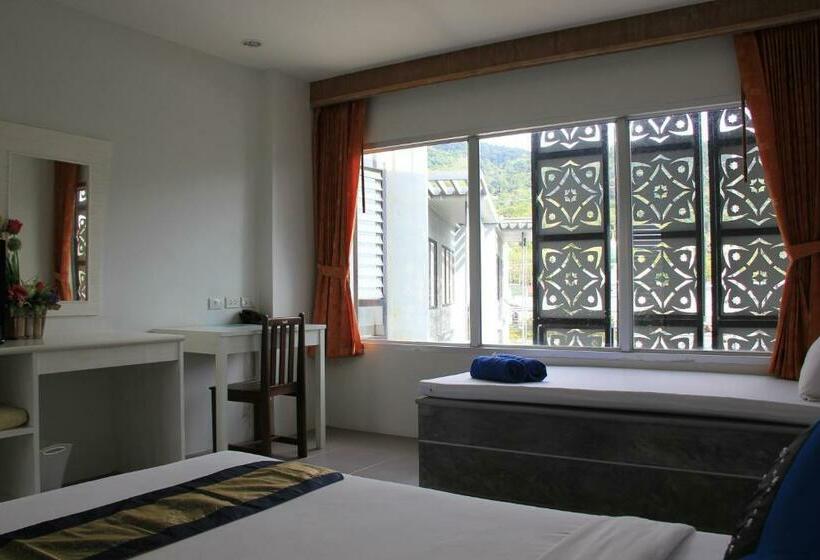 اتاق سوپریور, Dinar Lodge