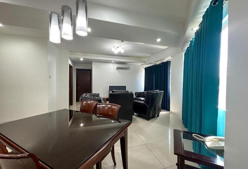 اتاق لوکس خانوادگی, 1521 Mactan Resort