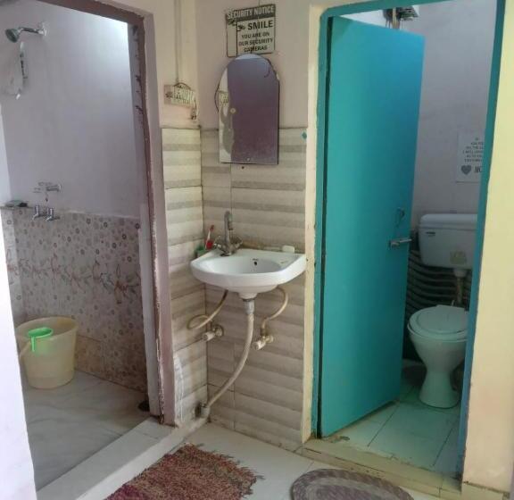 베이직 3인 룸, Superinn Home Stay& Guest House