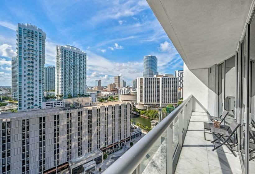 דירה בת חדר שינה 1 עם מרפסת, Icon Brickell Luxury Residence