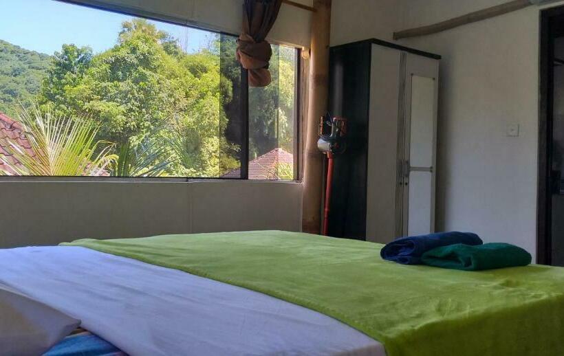 マウンテンビュースタンダードルーム, Amed View Guesthouse