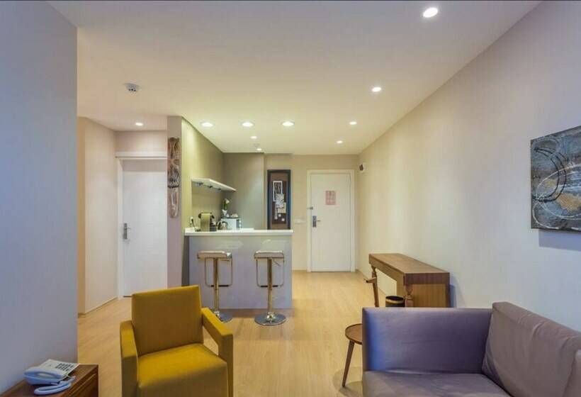 小型套房, Millenium Suites