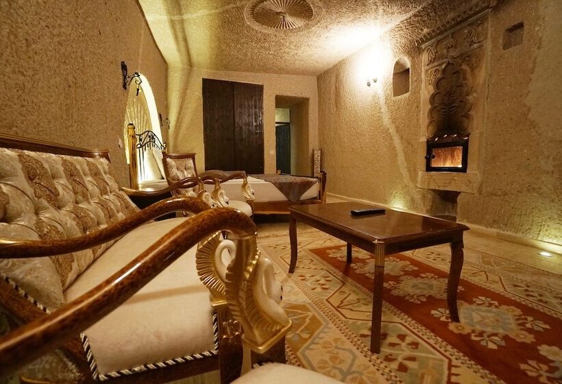 豪华套房, Roma Cave Suite
