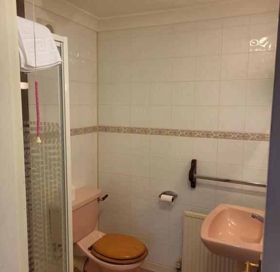 Номер Стандарт, All Seasons Gatwick Guest House & Parking