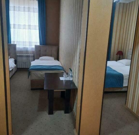 اتاق استاندارد چهارنفره با سرویس بهداشتی مشترک, Issam Hotel & Spa Sheki