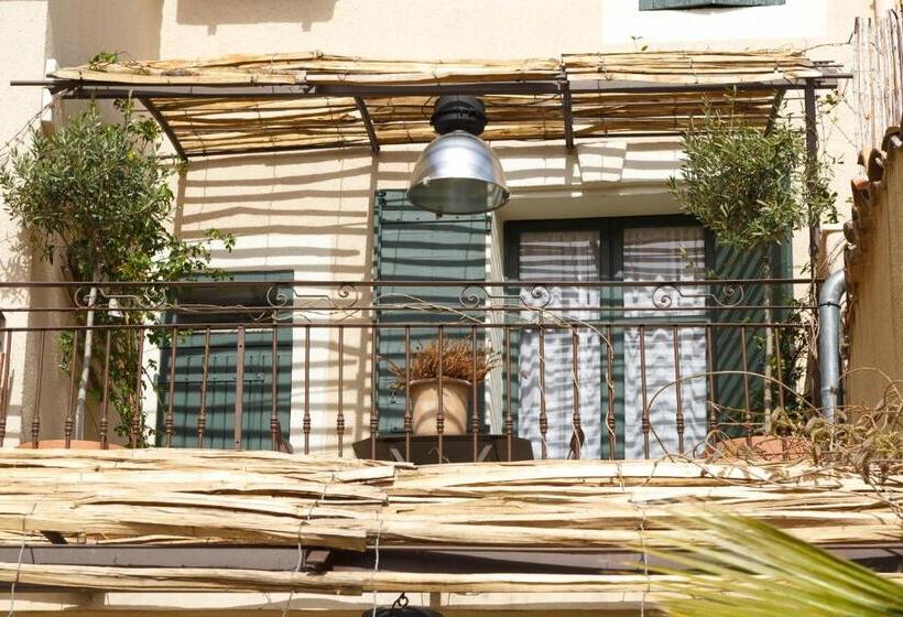 Номер Стандарт с Балконом, Le 215 Gambetta Boutique Hôtel En Provence