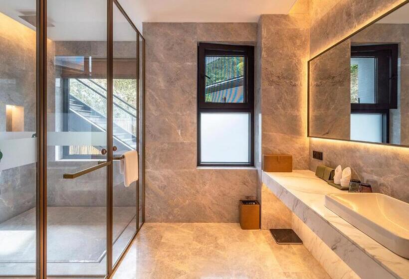 Вилла 3 Спальни, Wishgarden Resort