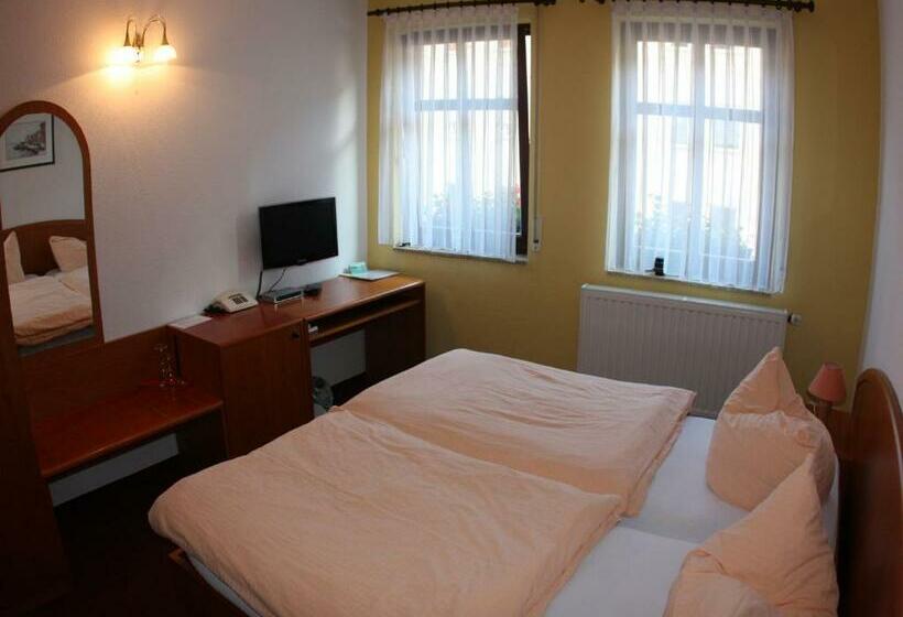 Номер Стандарт, Eiscafe Pizzeria Hotel Rialto