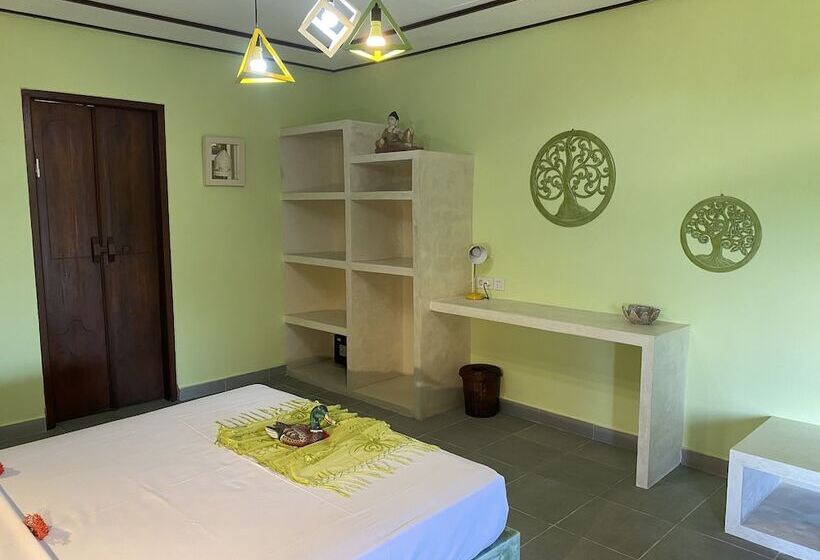 ویلا پریمیوم 1 خوابه, Villa Anjing 2
