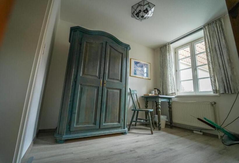 标准单人间, Celler Auszeit