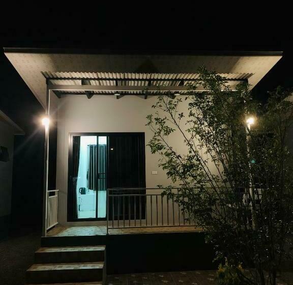 스탠다드 룸 가든 전망, Suanvadee Resort สวนวดี รีสอร์ท