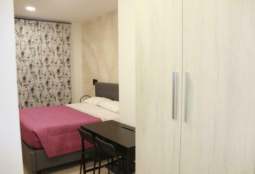 Quarto Standard Cama King, B&b Gioia Civitanova Marche