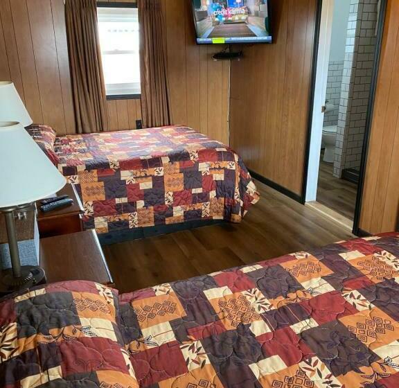 Номер Deluxe, Scotty S Motel