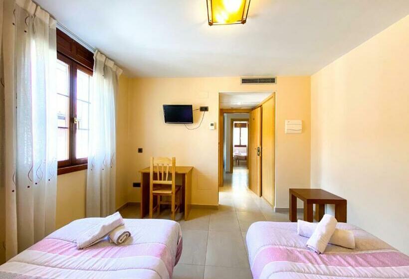 Номер Стандарт, Hostal Ainoa