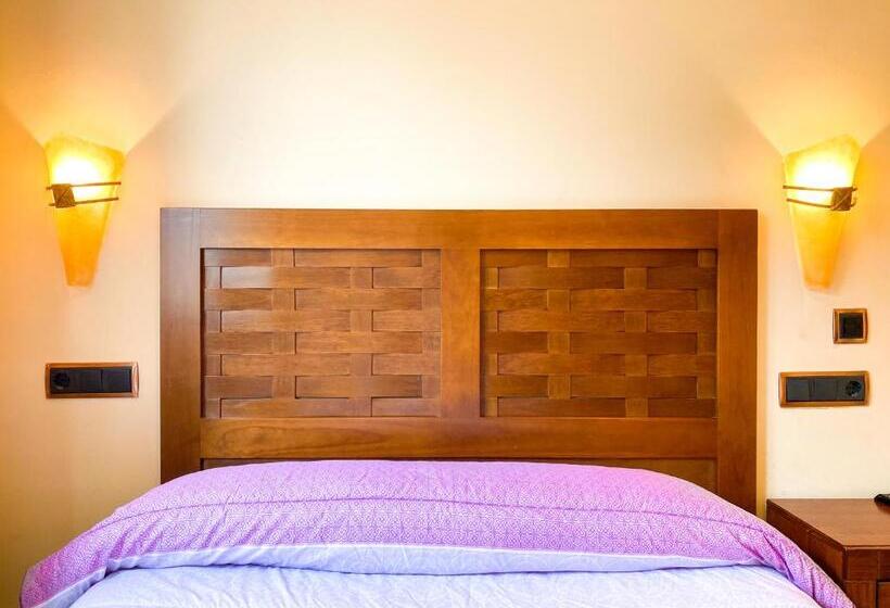 Номер Стандарт, Hostal Ainoa
