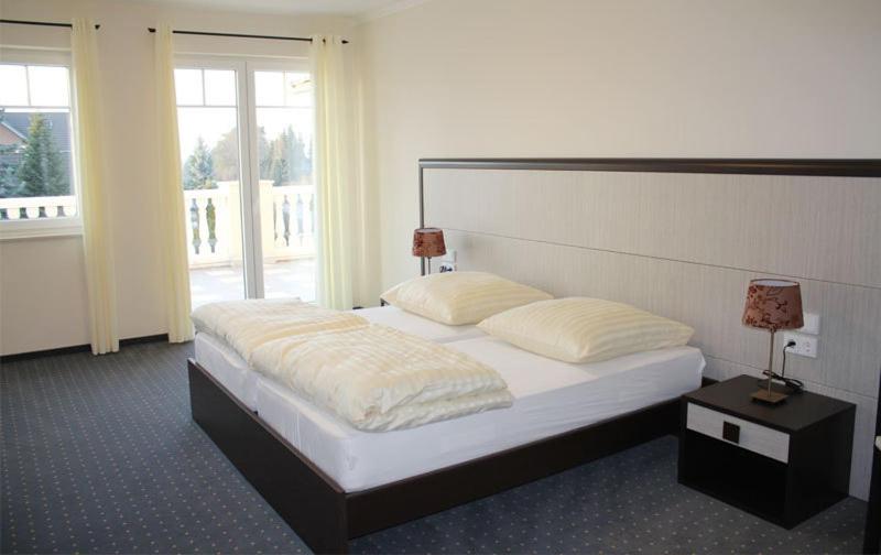 Comfort room with terrace, Helena