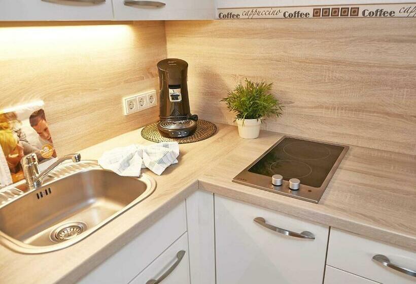1 Bedroom Apartment Lake View, Wohnpark Stadt Hamburg In Binz   Wg 57