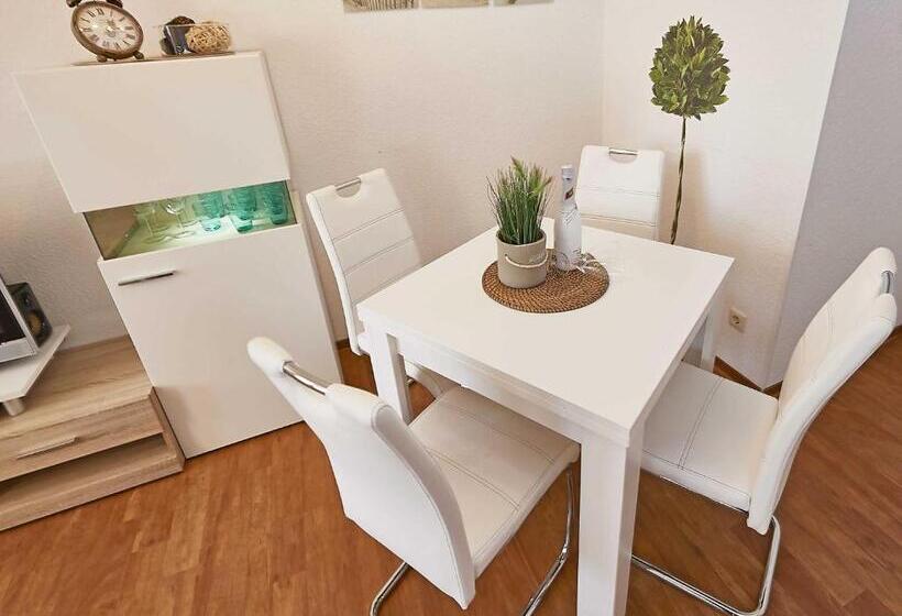 1 Bedroom Apartment Lake View, Wohnpark Stadt Hamburg In Binz   Wg 57