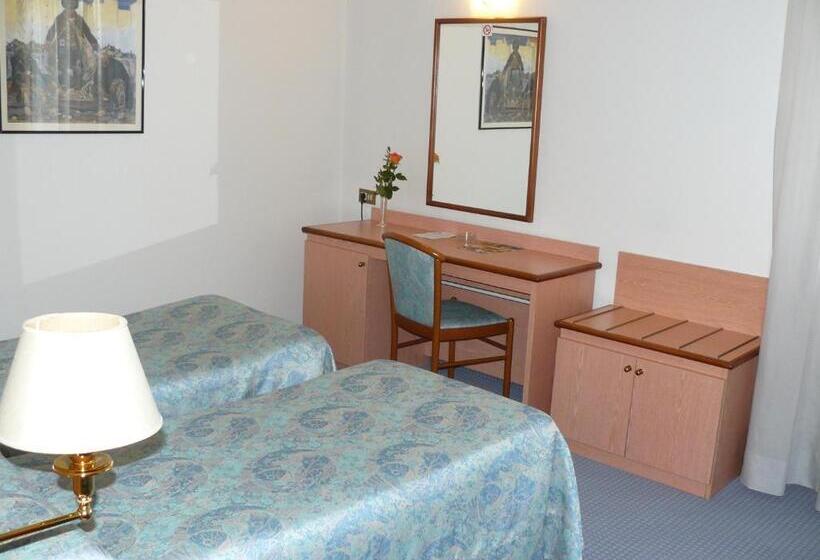 Номер Стандарт, Confidence Hotel Europa