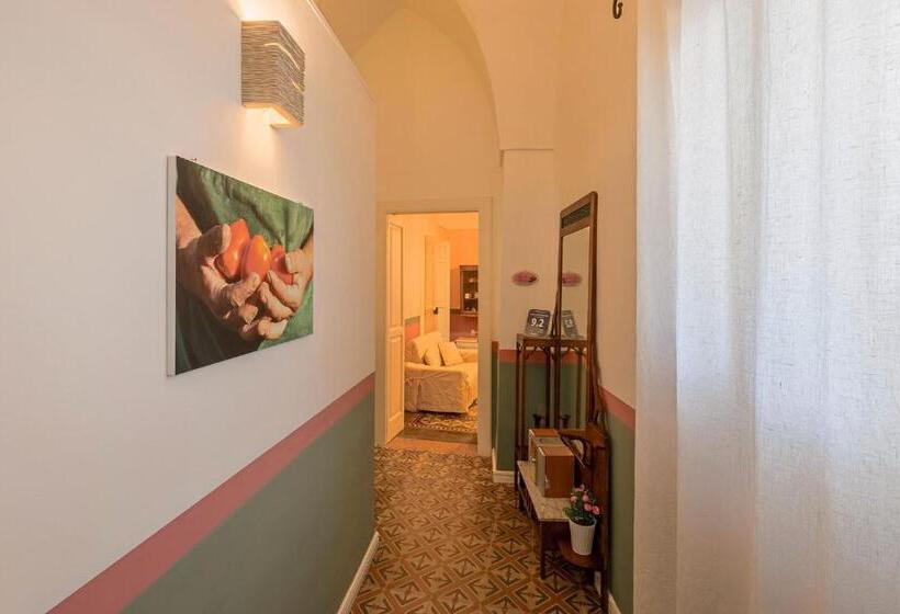 Номер Стандарт, La Naca Della Taranta B&b