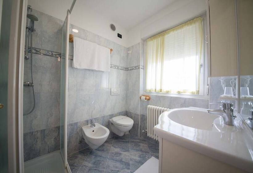 Номер Стандарт с Балконом, Residence Hotel Miralago