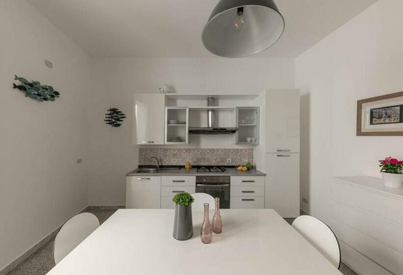 带1个卧室的带阳台的公寓, Albergo Diffuso Monopoli