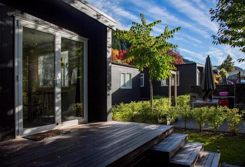 בית, חדר שינה 1, Pinewood Queenstown