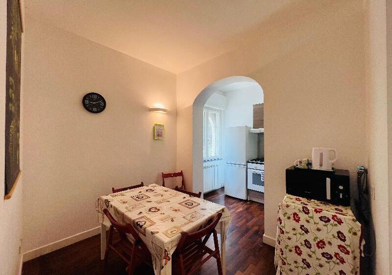 Апартаменты 2 Спальни, Yourhome   Villa Sorrento