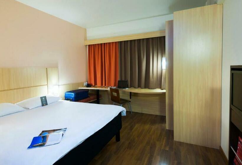 标准间, Ibis Uberlandia