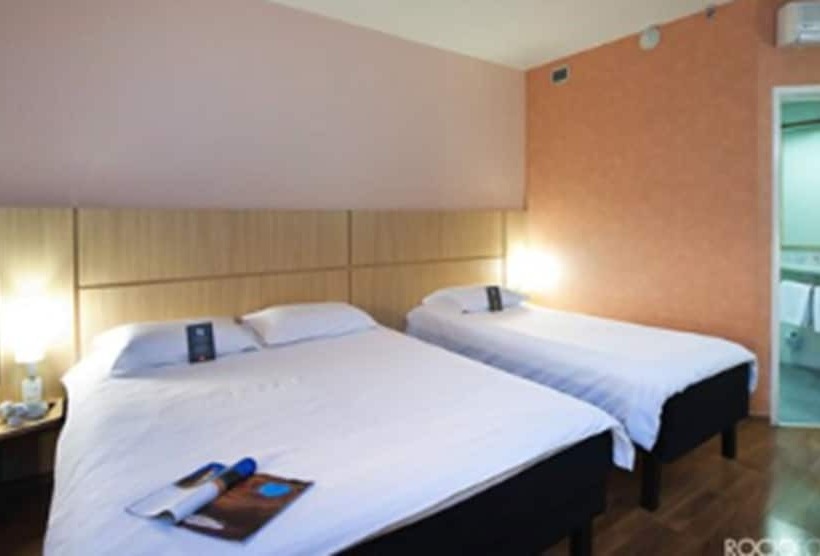 标准间, Ibis Uberlandia