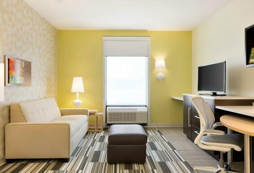 带大床的套房, Home2 Suites By Hilton La Crosse