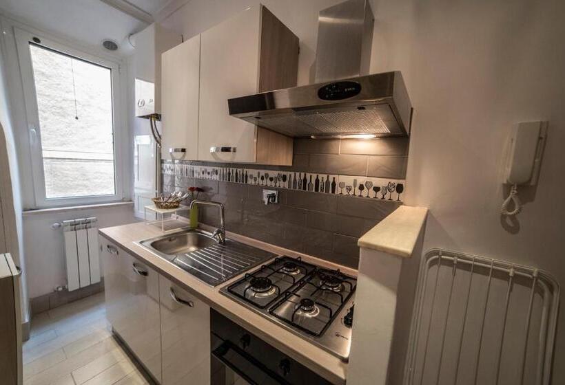 高级工作室, Galleria Frascati Rooms And Apartment