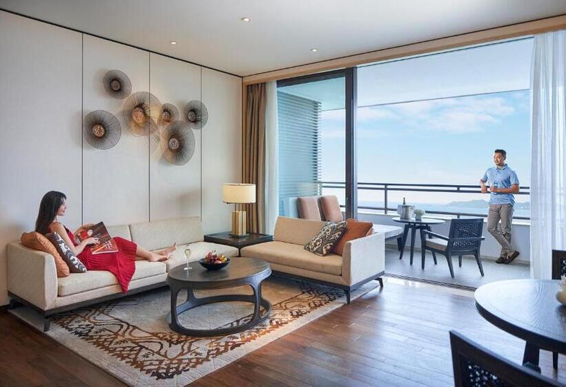 带双人大床的行政管理套房, Grand Hyatt Sanya Haitang Bay Resort And Spa