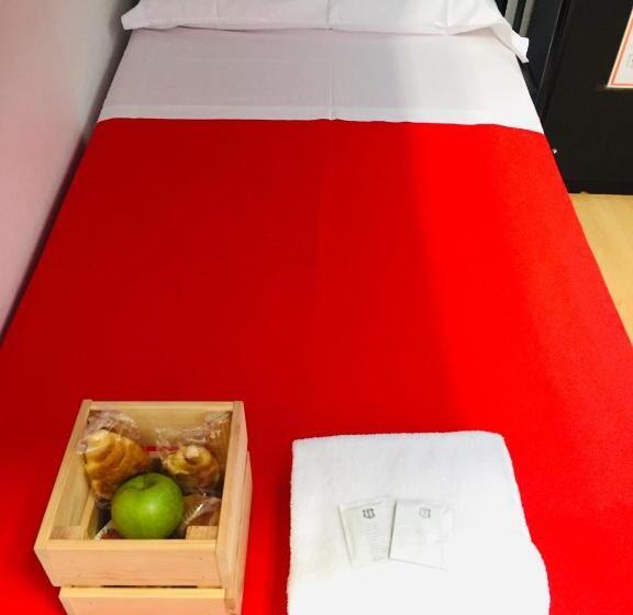 标准单人间共用浴室, Bilbao Akelarre Hostel