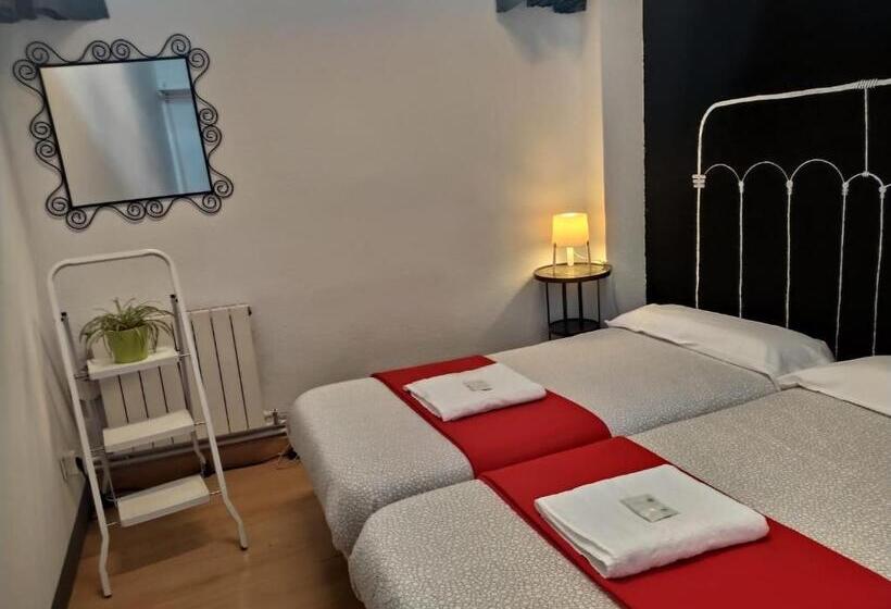 Номер Стандарт Совместная Ванная, Bilbao Akelarre Hostel