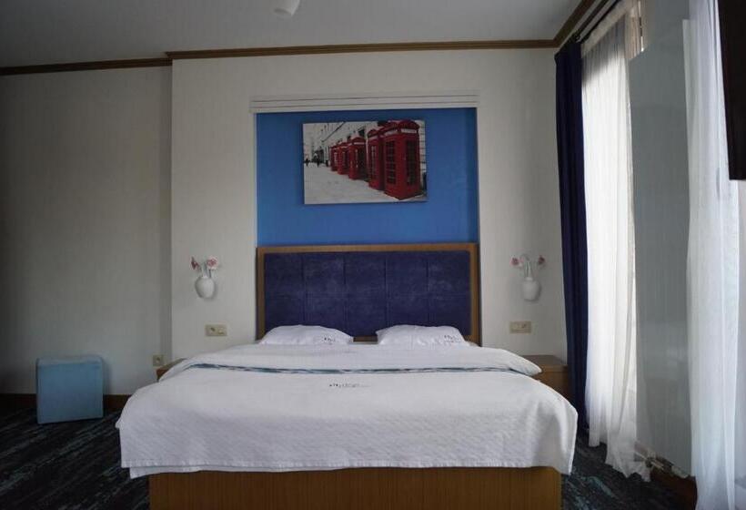 Номер Deluxe, Fly Inn Hotel Lounge